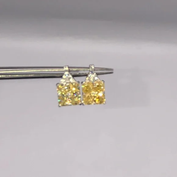 2ct Canary Earrings - Picture 7 of 12